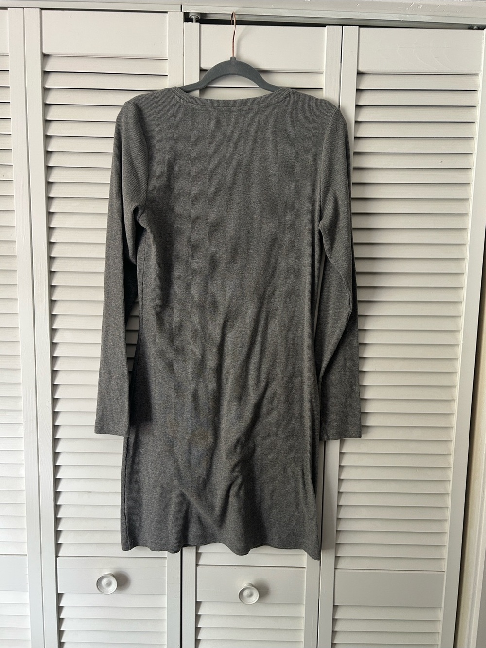AERIE LONG SLEEVE DRESS WITH TIE KNOT IN FRONT. LARGE NWT - Picture 4 of 4